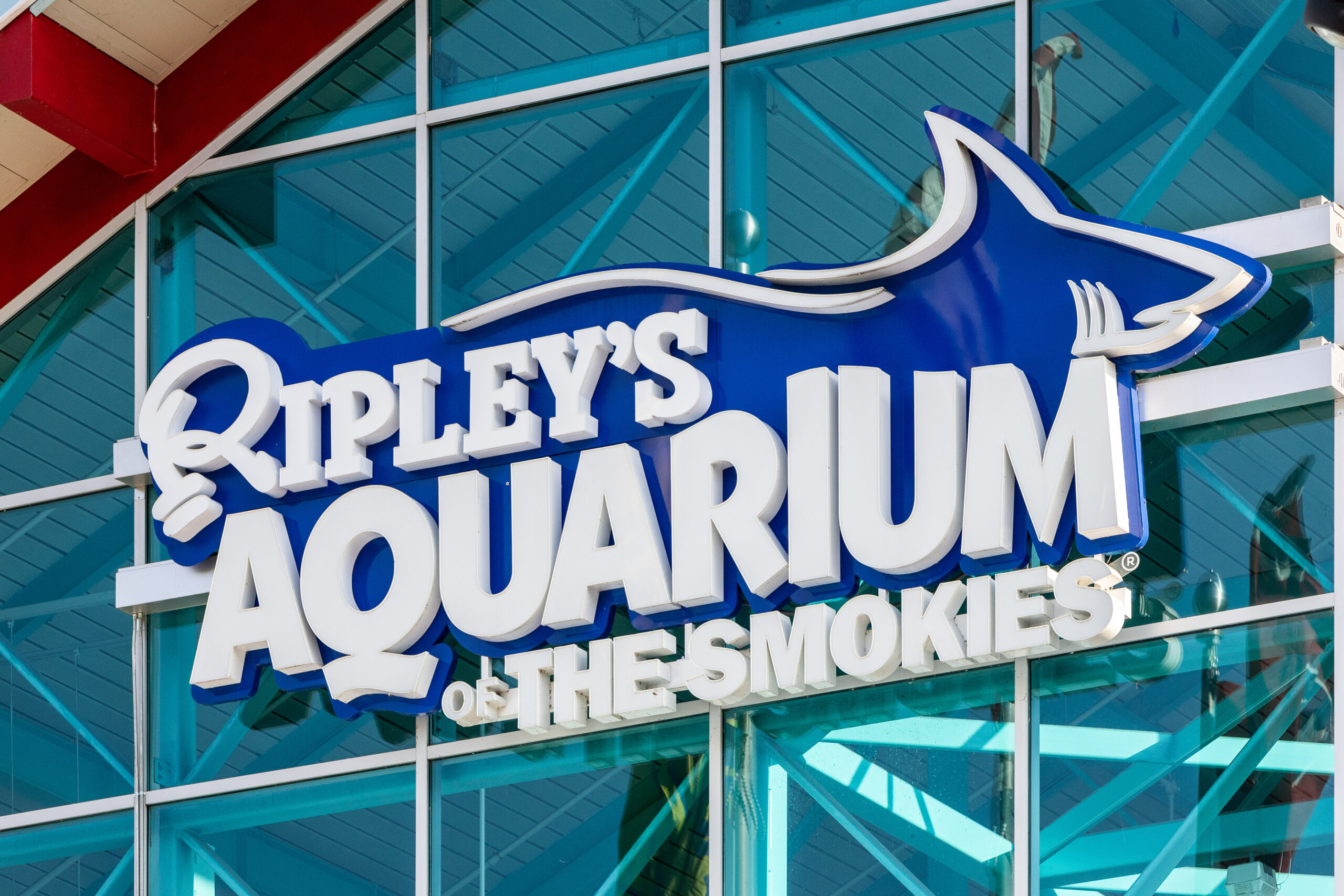 signage for ripley's aquarium